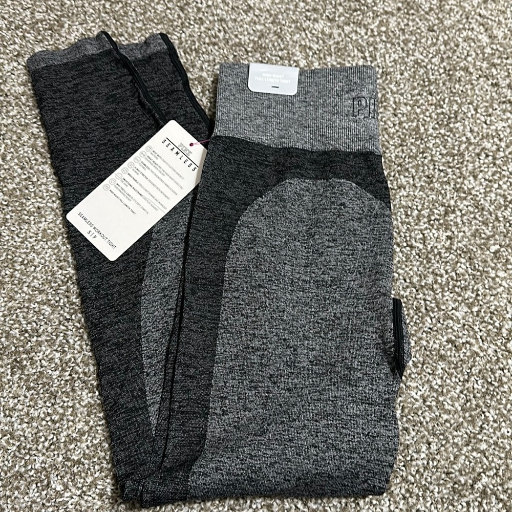 Pink Victoria’s Secret Seamless Leggings Small NWT